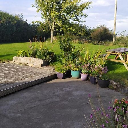 Lovely Cosy Cottage Close To Atlantic Beaches Dromore West Esterno foto